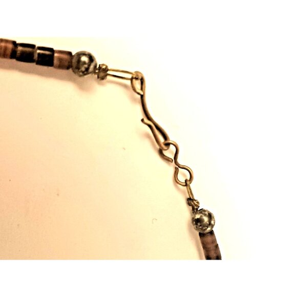 Native American Navajo Turquoise Claw Pendant on bone Heishe Necklace (1608) - Picture 6 of 7